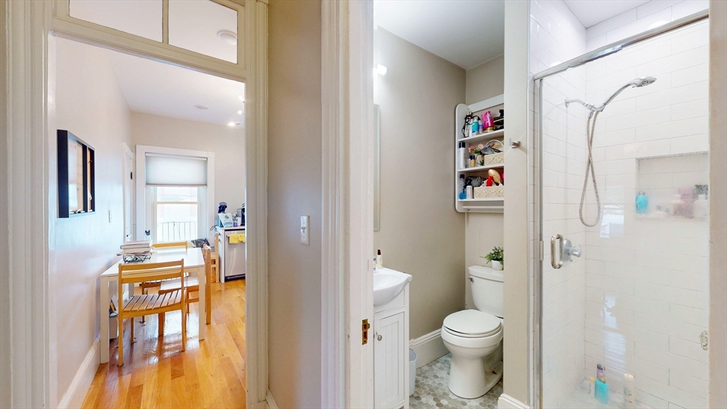 3 bed, 2 bath apartment for rent at 426 East 5th St Unit 2, South Boston — photo 15 of 21
