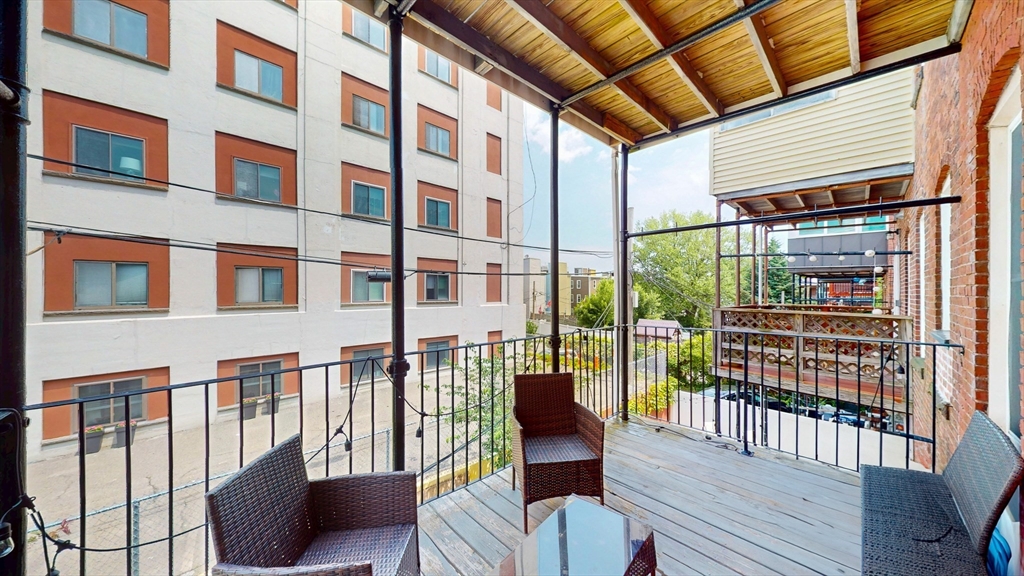 3 bed, 2 bath apartment for rent at 426 East 5th St Unit 2, South Boston — photo 9 of 21