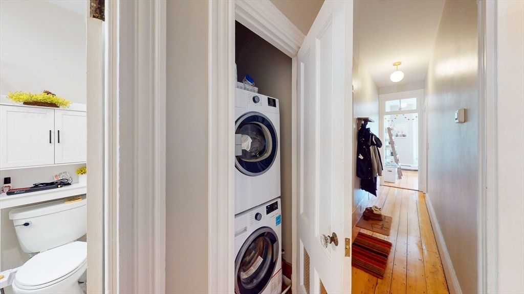 3 bed, 2 bath apartment for rent at 426 East 5th St Unit 2, South Boston — photo 11 of 21