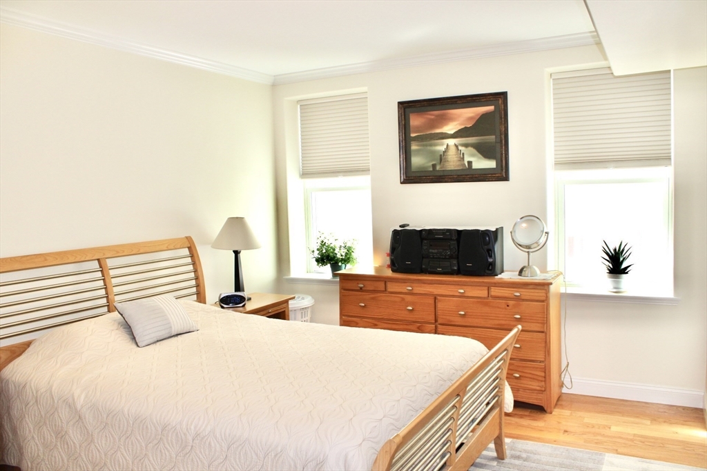 2 bed, 2 bath apartment for rent at 426 Main Unit 203, Stoneham — photo 8 of 19