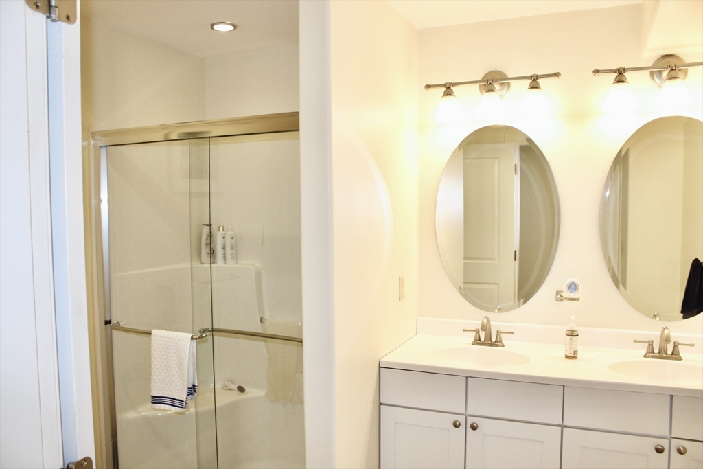 2 bed, 2 bath apartment for rent at 426 Main Unit 203, Stoneham — photo 11 of 19