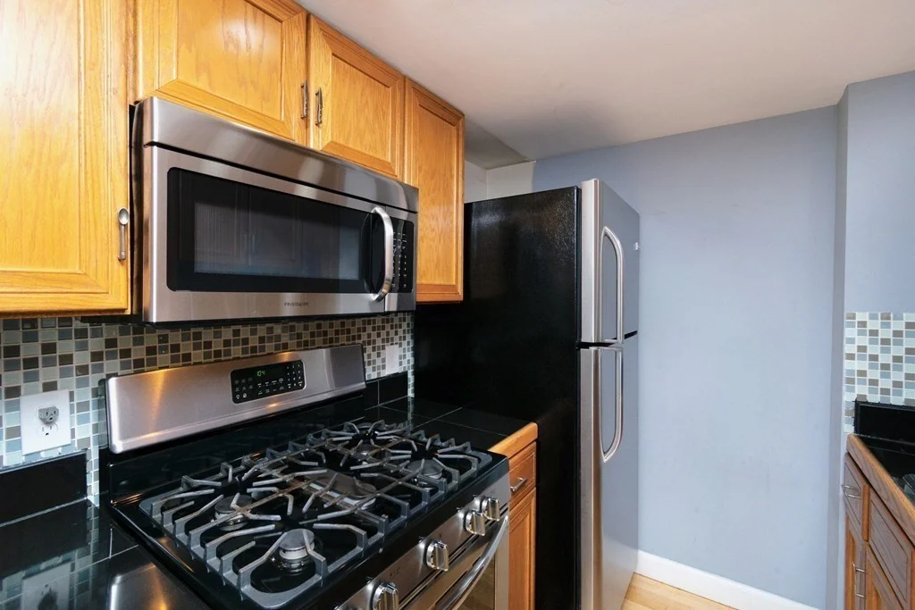 2 bed, 1 bath apartment for rent at 426 Medford St Unit 426, Charlestown — photo 5 of 14