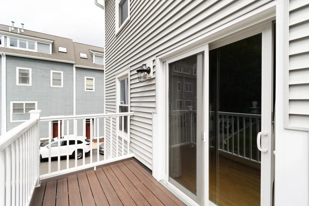 2 bed, 1 bath apartment for rent at 426 Medford St Unit 426, Charlestown — photo 13 of 14