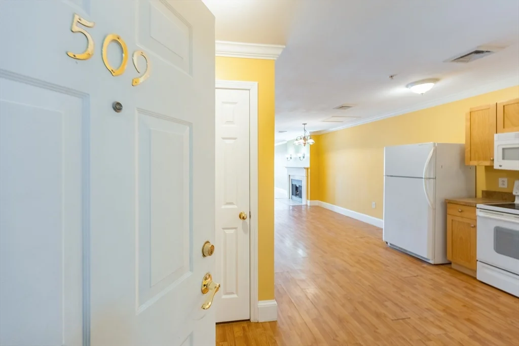 2 bed, 1 bath apartment for rent at 426 Mount Hope St Unit 509, North Attleboro — photo 5 of 30