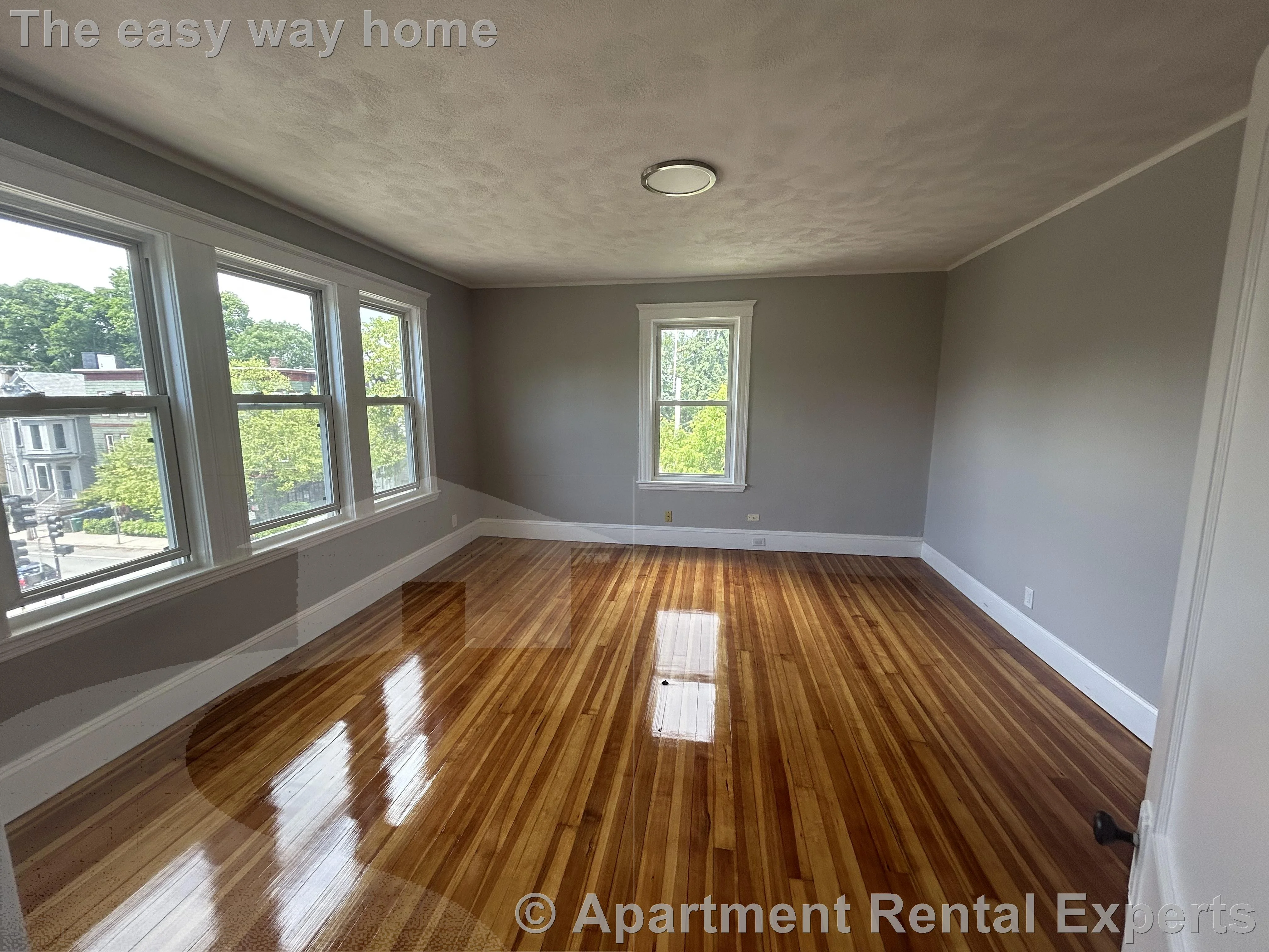 4 bed, 1 bath apartment for rent at 427 Broadway Unit 3, Mid Cambridge — photo 4 of 16