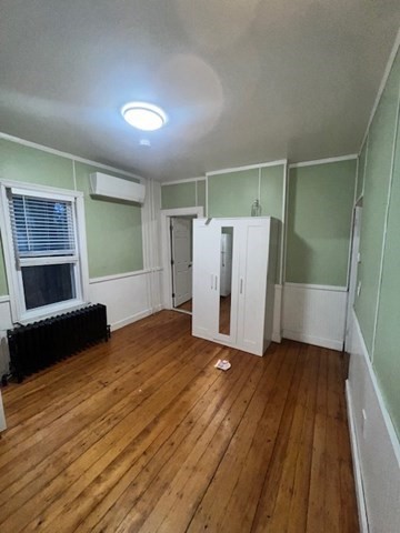 4 bed, 1 bath apartment for rent at 427 High St Unit 427, Dedham — photo 2 of 11