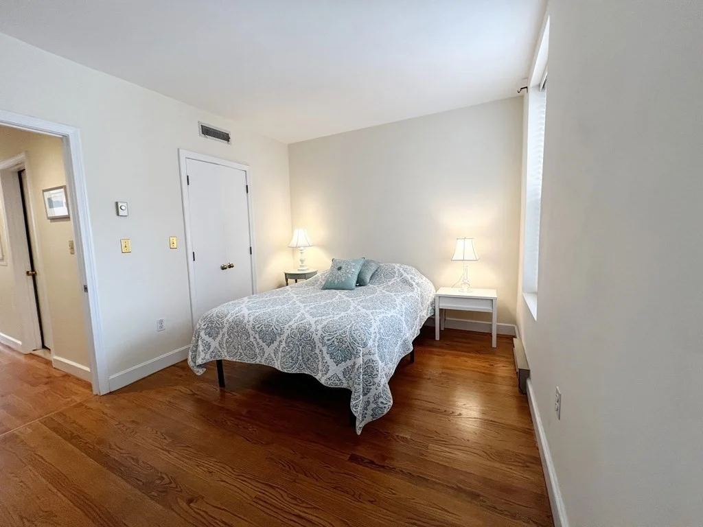 2 bed, 1 bath apartment for rent at 427 Marlborough St Unit 3, Back Bay — photo 17 of 25