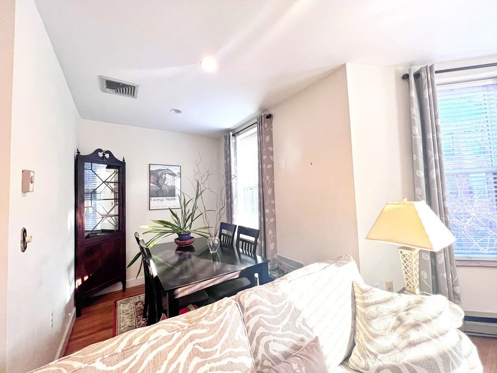 2 bed, 1 bath apartment for rent at 427 Marlborough St Unit 3, Back Bay — photo 6 of 25