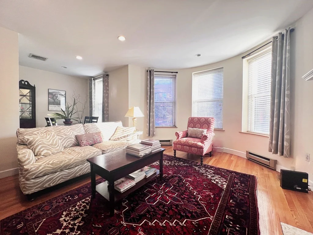 2 bed, 1 bath apartment for rent at 427 Marlborough St Unit 3, Back Bay — photo 4 of 25