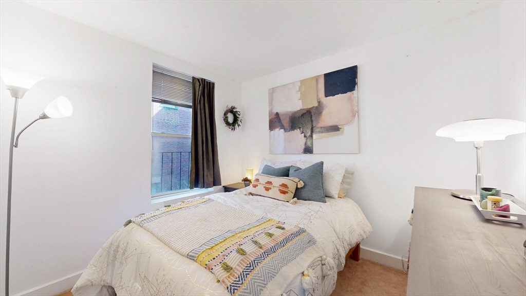 2 bed, 1 bath apartment for rent at 427 Marlborough St Unit 7, Back Bay — photo 3 of 18