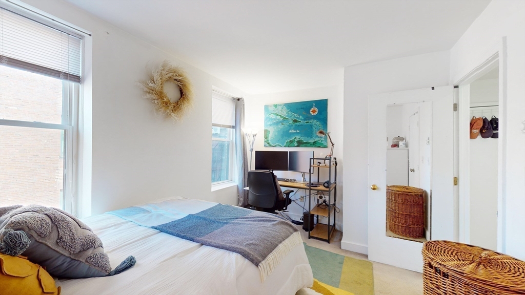 2 bed, 1 bath apartment for rent at 427 Marlborough St Unit 7, Back Bay — photo 5 of 18