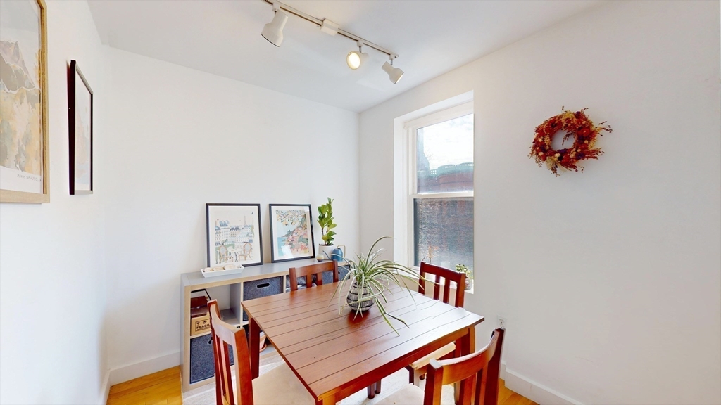 2 bed, 1 bath apartment for rent at 427 Marlborough St Unit 7, Back Bay — photo 11 of 18