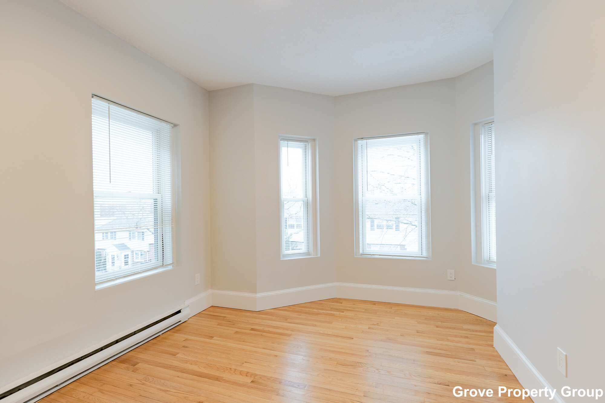4 bed, 2 bath apartment for rent at 428 East 5th St Unit 2, South Boston — photo 7 of 13