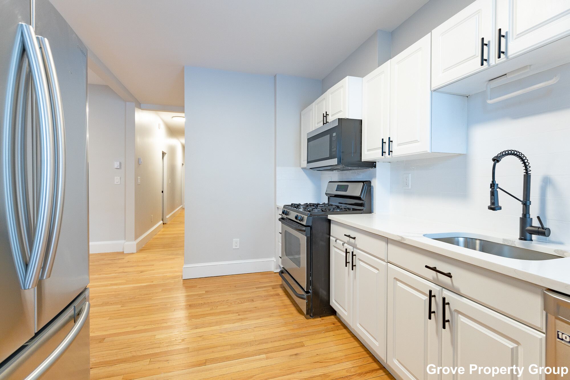 4 bed, 2 bath apartment for rent at 428 East 5th St Unit 2, South Boston — photo 12 of 13