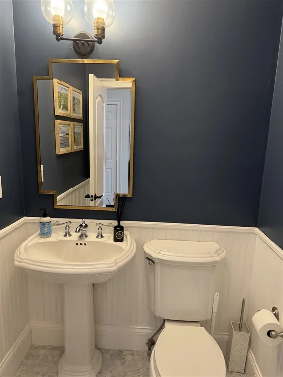 2 bed, 1 bath apartment for rent at 428 East Eighth St Unit 2, South Boston — photo 8 of 22