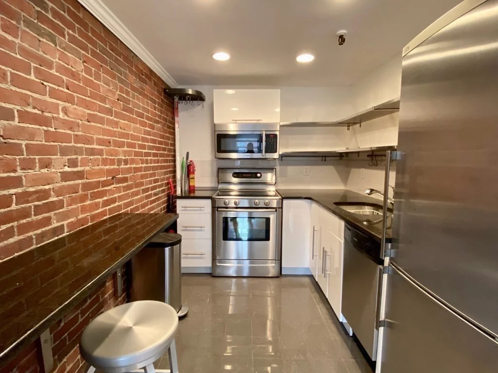 1 bed, 1 bath apartment for rent at 428 Marlborough St Unit 9, Boston — photo 2 of 6