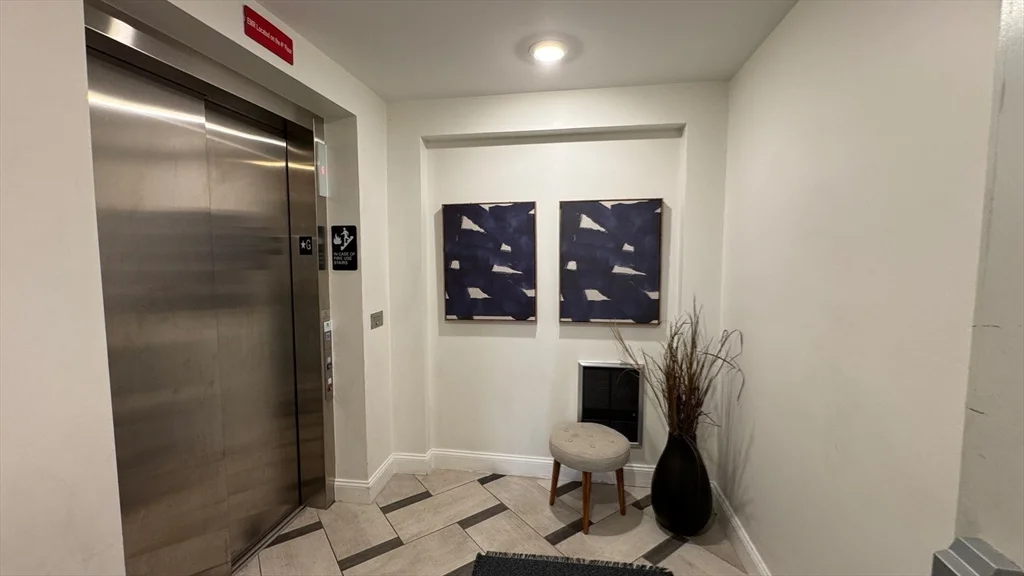 2 bed, 2 bath apartment for rent at 4281 Washington St Unit 4C, Roslindale — photo 24 of 25