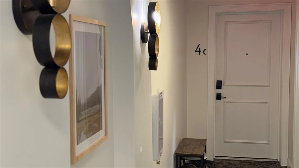 2 bed, 2 bath apartment for rent at 4281 Washington St Unit 4C, Roslindale — photo 6 of 25