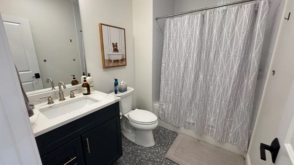 2 bed, 2 bath apartment for rent at 4281 Washington St Unit 4C, Roslindale — photo 17 of 25