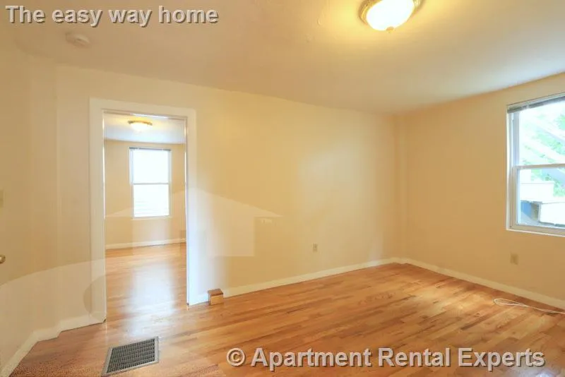 1 bed, 1 bath apartment for rent at 429 Franklin St Unit 1R, Central Square — photo 7 of 12