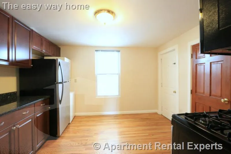 1 bed, 1 bath apartment for rent at 429 Franklin St Unit 1R, Central Square — photo 4 of 12
