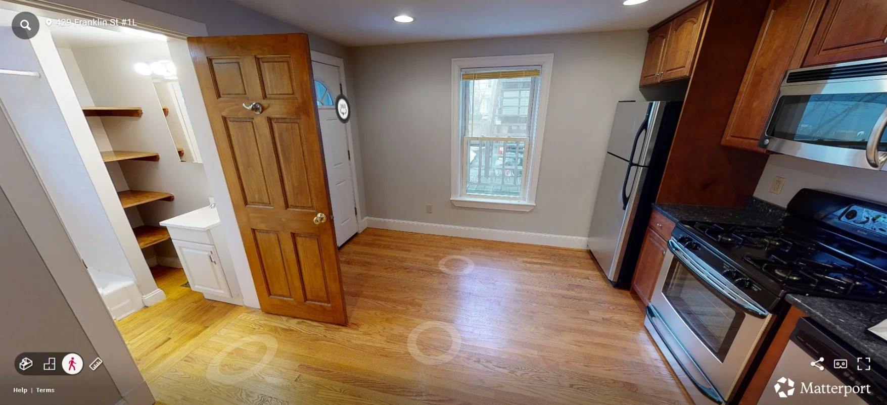 1 bed, 1 bath apartment for rent at 429 Franklin St Unit 425#1L, Riverside — photo 5 of 6