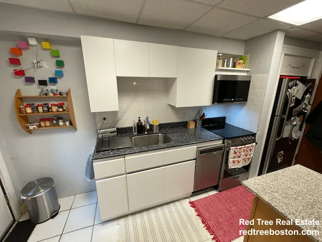 1 bed, 1 bath apartment for rent at 429 Marlborough St Unit 1, Back Bay — photo 5 of 10