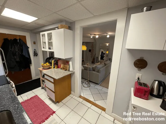 1 bed, 1 bath apartment for rent at 429 Marlborough St Unit 1, Back Bay — photo 4 of 10