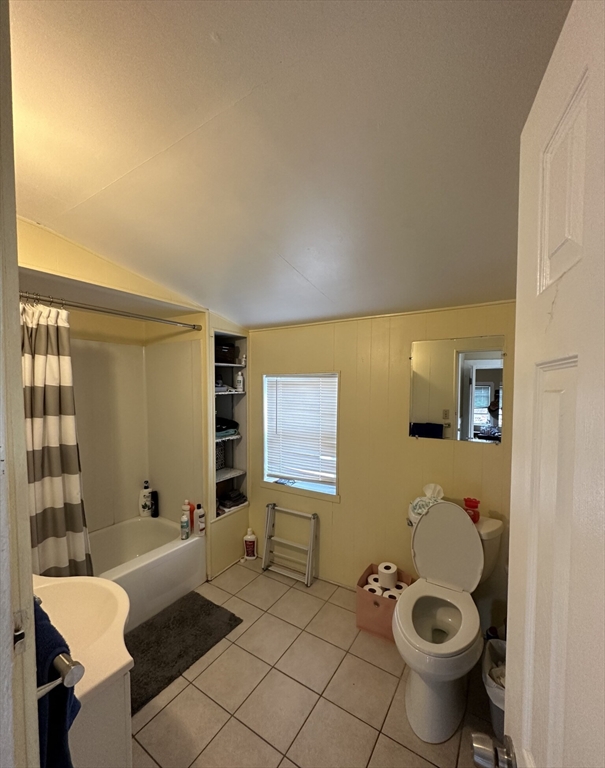 2 bed, 1 bath apartment for rent at 42R Shepard St Unit 3, Brighton — photo 2 of 6