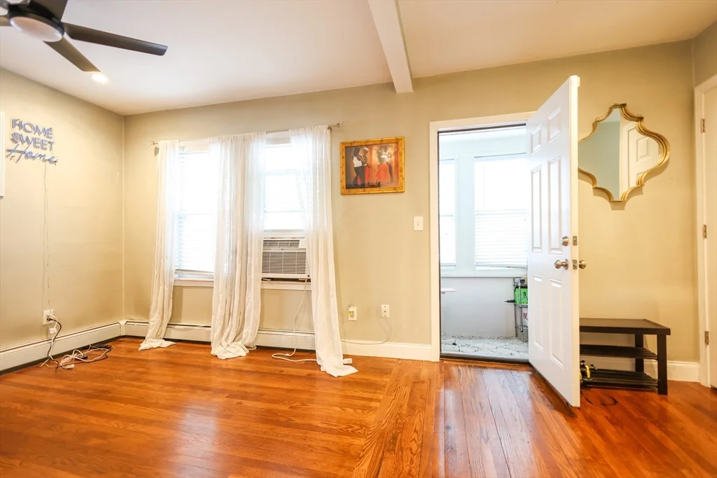 2 bed, 1 bath apartment for rent at 43-45 Belnel Rd Unit 2, Hyde Park — photo 27 of 32