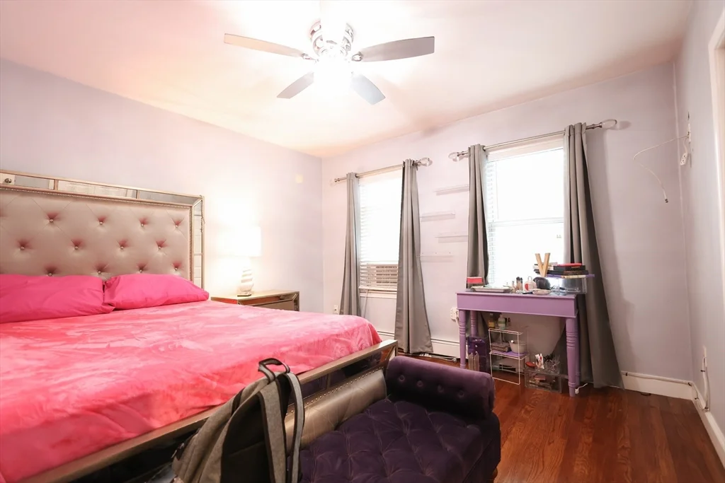 2 bed, 1 bath apartment for rent at 43-45 Belnel Rd Unit 2, Hyde Park — photo 10 of 32