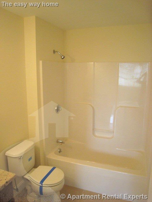 2 bed, 2 bath apartment for rent at 43-45 Pitman St Unit 201, Porter Square — photo 4 of 11