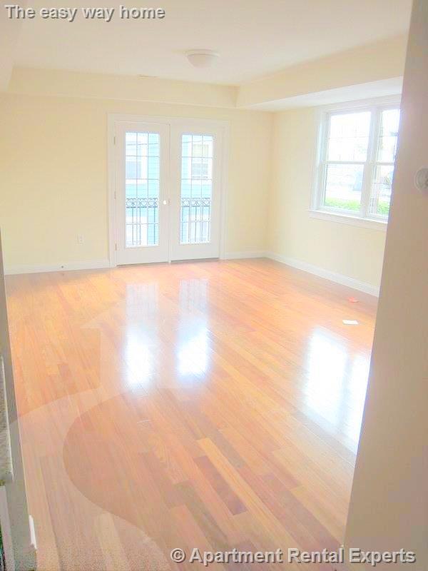 2 bed, 2 bath apartment for rent at 43-45 Pitman St Unit 202, Porter Square — photo 3 of 12