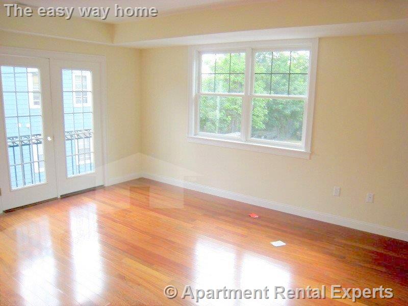 2 bed, 2 bath apartment for rent at 43-45 Pitman St Unit 202, Porter Square — photo 2 of 12