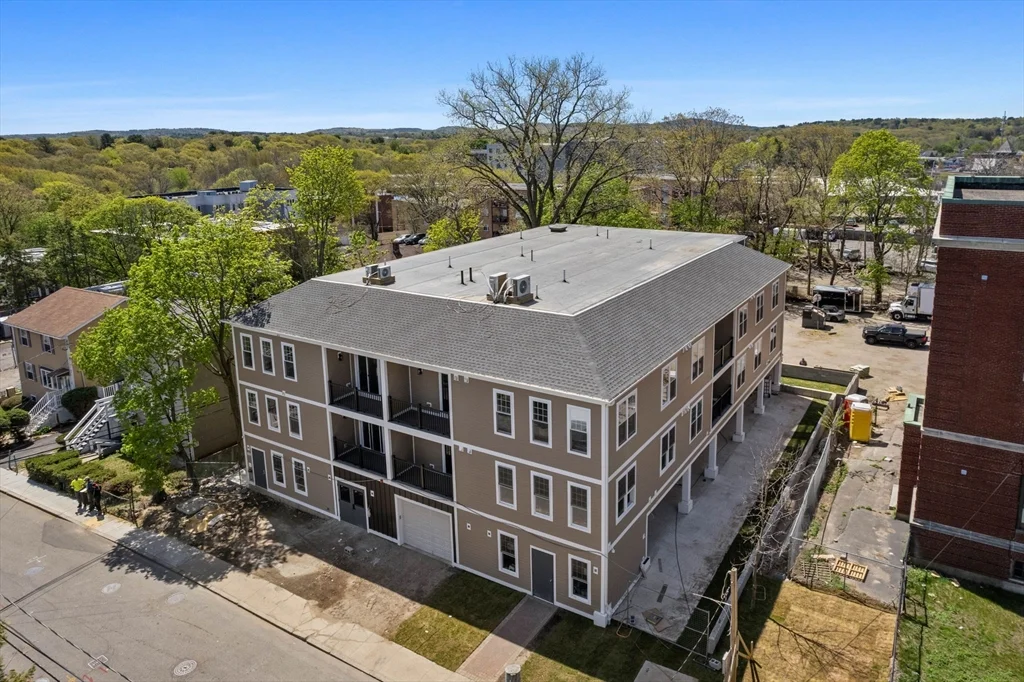 2 bed, 1 bath apartment for rent at 43-47 Fremont Unit 12, Mattapan — photo 20 of 22