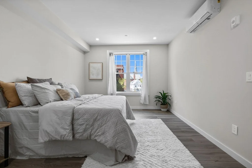 2 bed, 1 bath apartment for rent at 43-47 Fremont Unit 12, Mattapan — photo 13 of 22