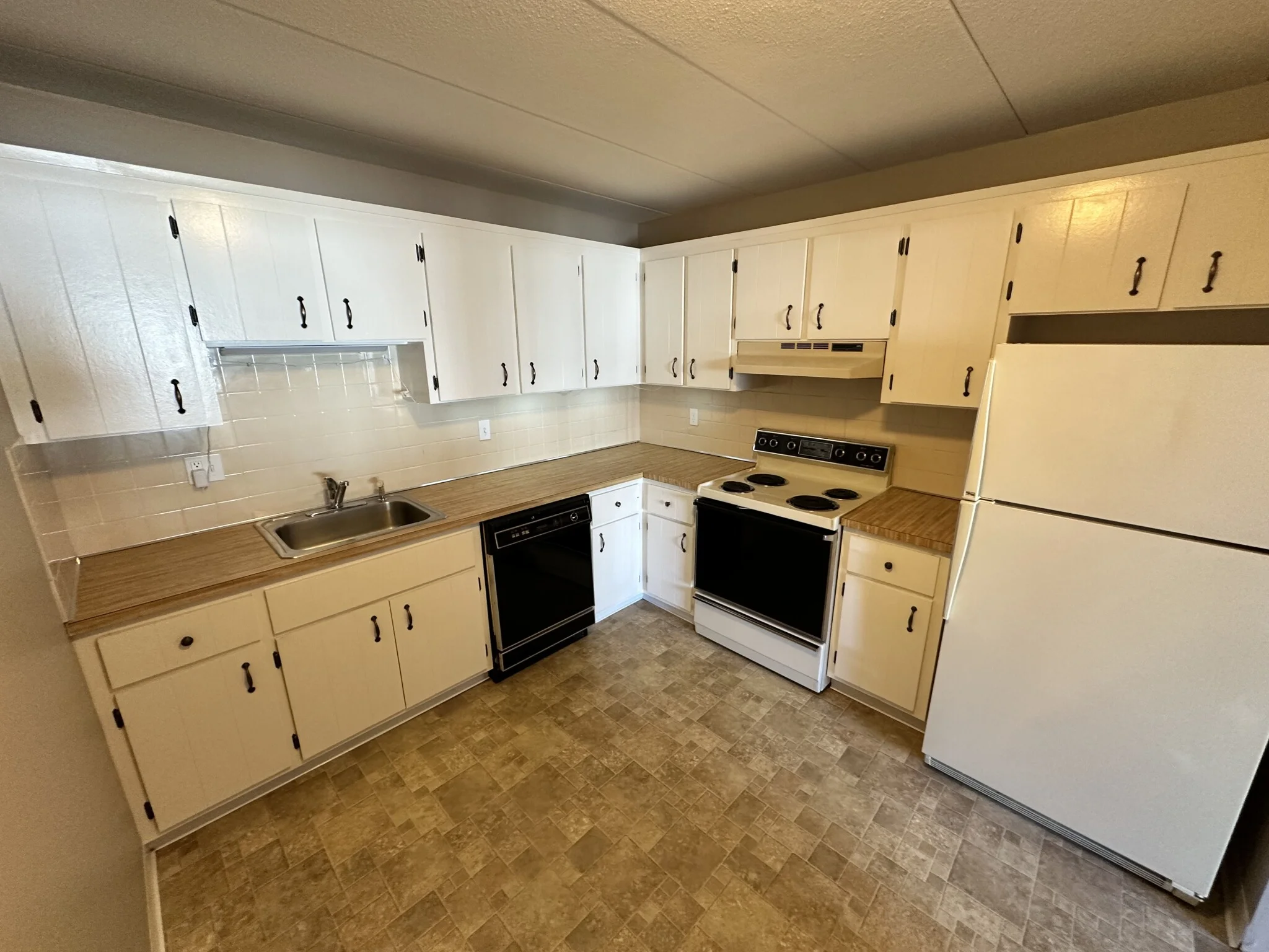 2 bed, 1 bath apartment for rent at 43-51 Albion St Unit A1, Melrose — photo 8 of 36