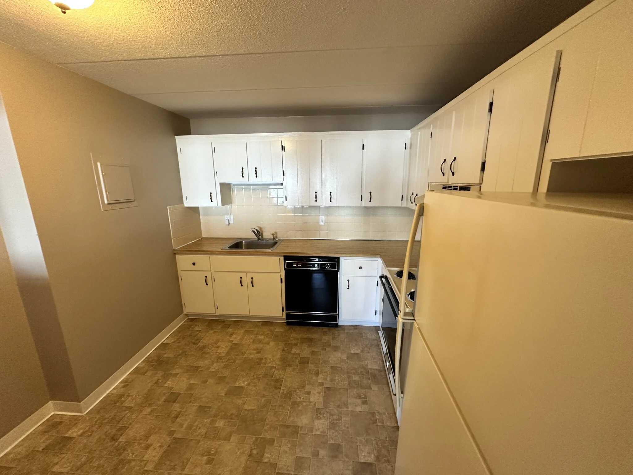 2 bed, 1 bath apartment for rent at 43-51 Albion St Unit A1, Melrose — photo 7 of 36