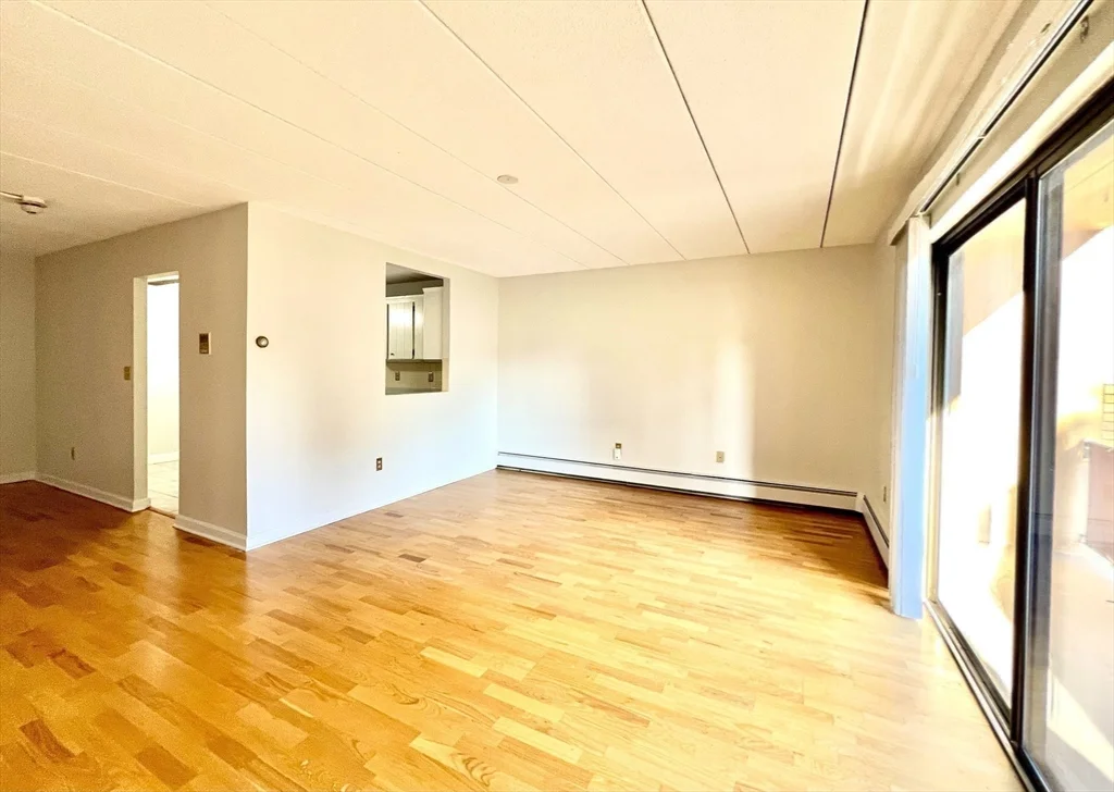2 bed, 1 bath apartment for rent at 43-51 Albion St Unit B7, Melrose Highlands — photo 3 of 21