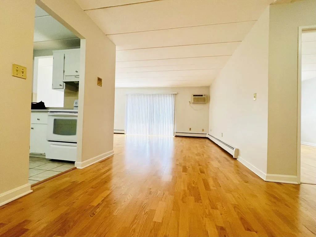 2 bed, 1 bath apartment for rent at 43-51 Albion St Unit B7, Melrose Highlands — photo 6 of 21