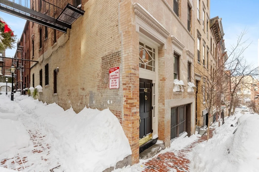 1 bed, 1 bath apartment for rent at 43 Anderson St Unit 2, Beacon Hill — photo 19 of 21