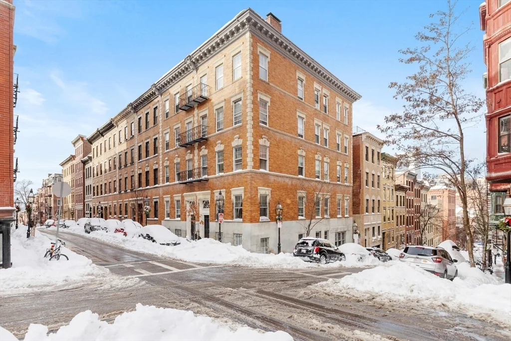 1 bed, 1 bath apartment for rent at 43 Anderson St Unit 2, Beacon Hill — photo 21 of 21