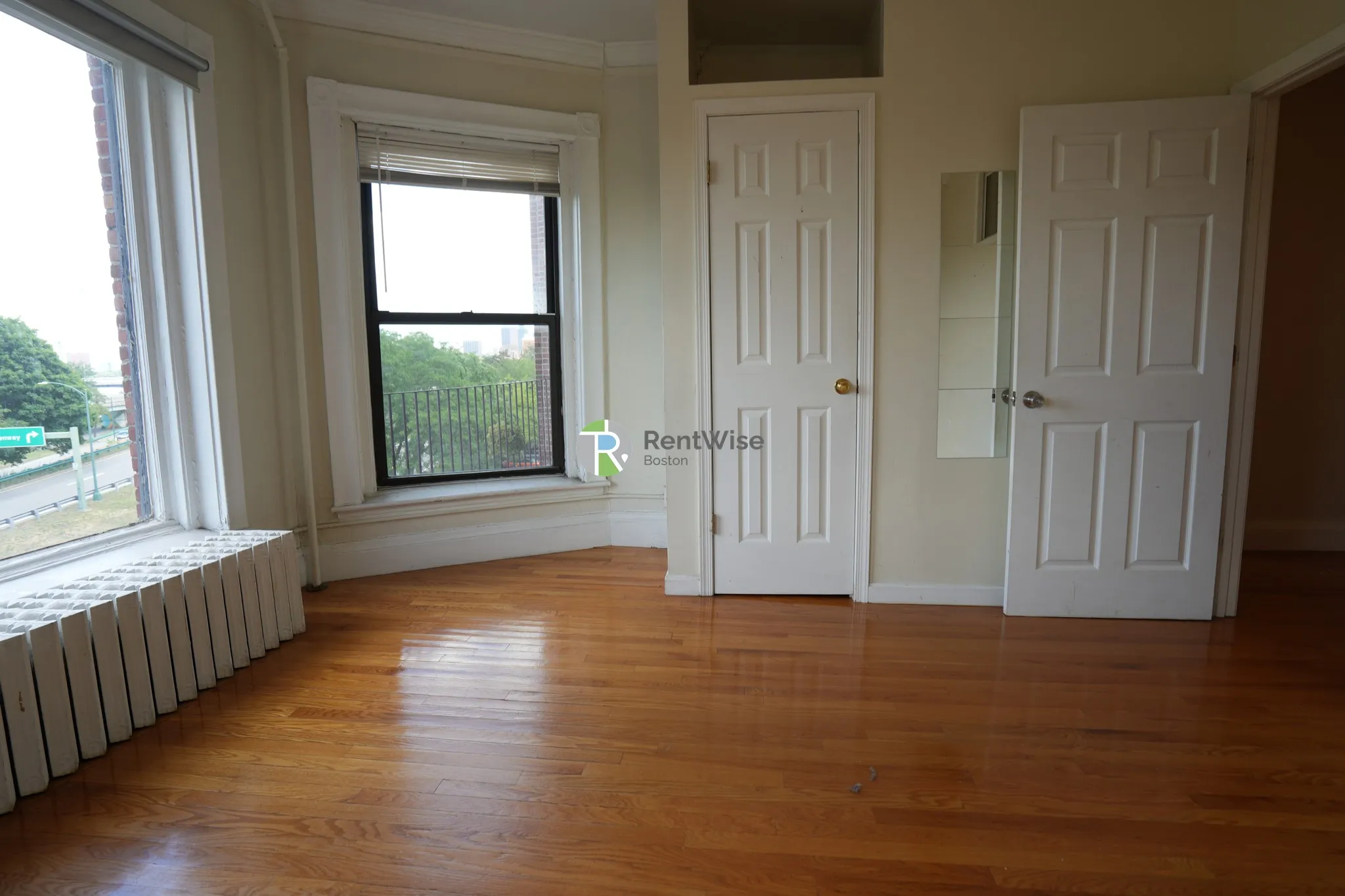 2 bed, 1 bath apartment for rent at 43 Bay State Rd Unit 3R, Fenway — photo 10 of 19