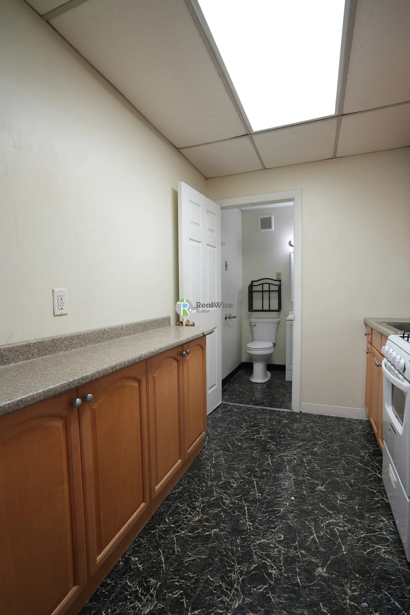 2 bed, 1 bath apartment for rent at 43 Bay State Rd Unit 3R, Fenway — photo 6 of 19
