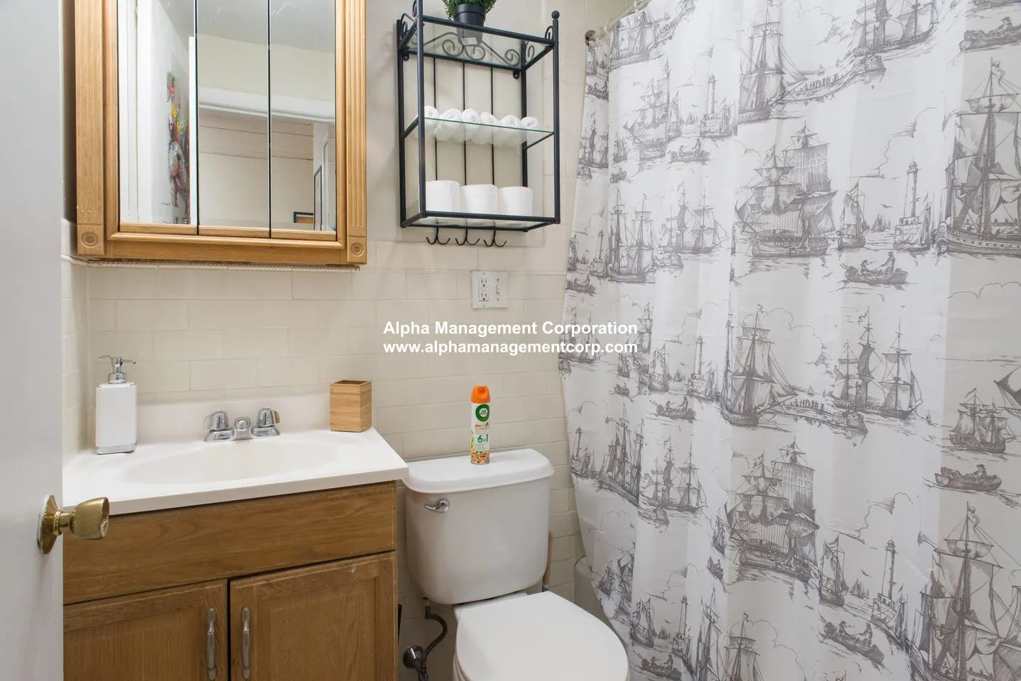 3.5 bed, 2.5 bath apartment for rent at 43 Bay State Rd Unit B, Fenway — photo 13 of 16