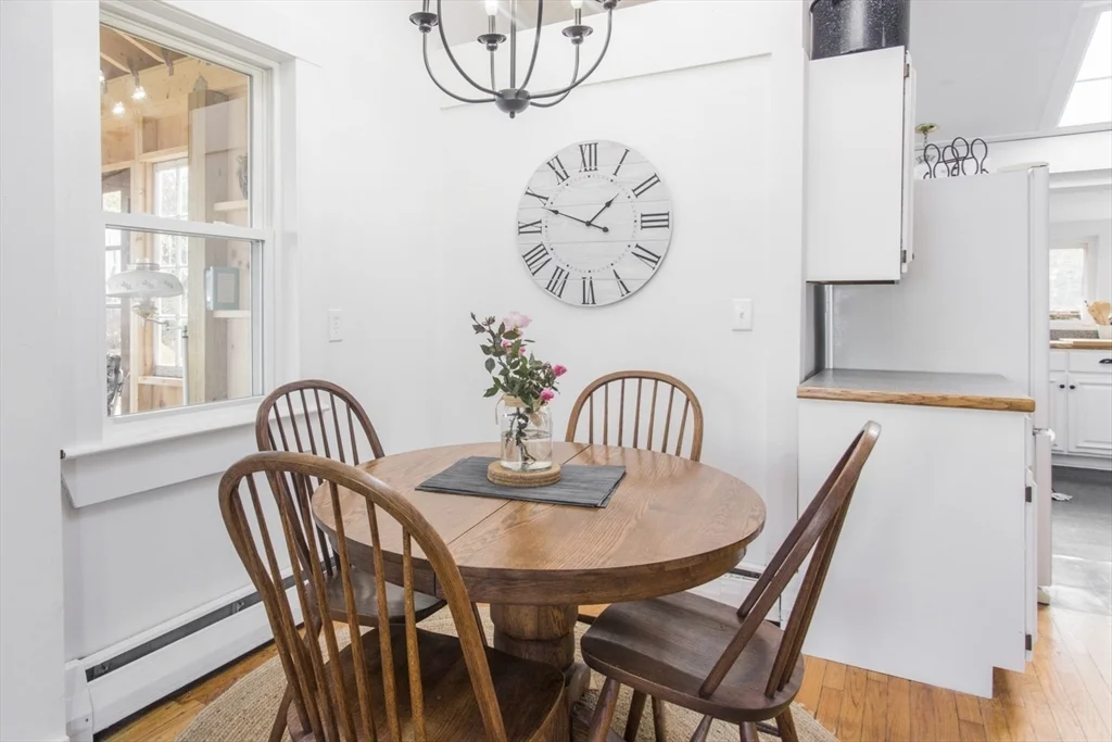2 bed, 1 bath apartment for rent at 43 Bayview Rd Unit -, Great Neck — photo 7 of 26