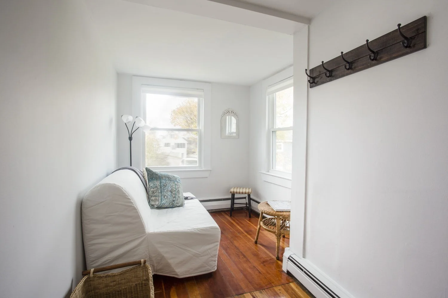 2 bed, 1 bath apartment for rent at 43 Bayview Rd Unit -, Great Neck — photo 17 of 26