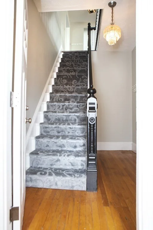 3 bed, 2 bath apartment for rent at 43 Beacon St Unit 2, Gloucester — photo 2 of 28