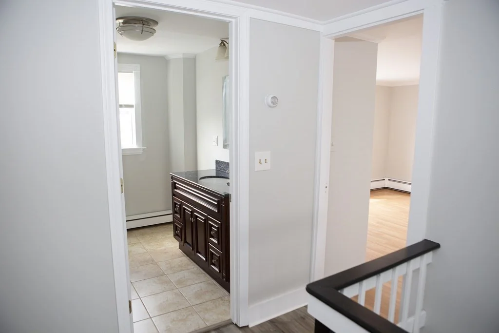 3 bed, 2 bath apartment for rent at 43 Beacon St Unit 2, Gloucester — photo 7 of 28