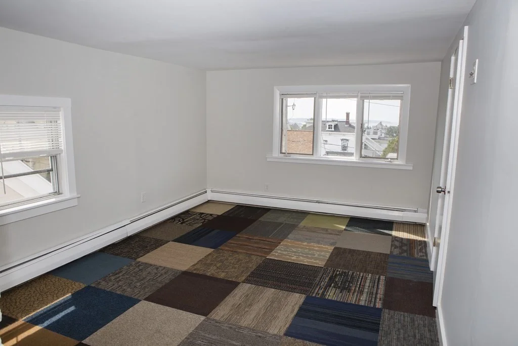 3 bed, 2 bath apartment for rent at 43 Beacon St Unit 2, Gloucester — photo 9 of 28